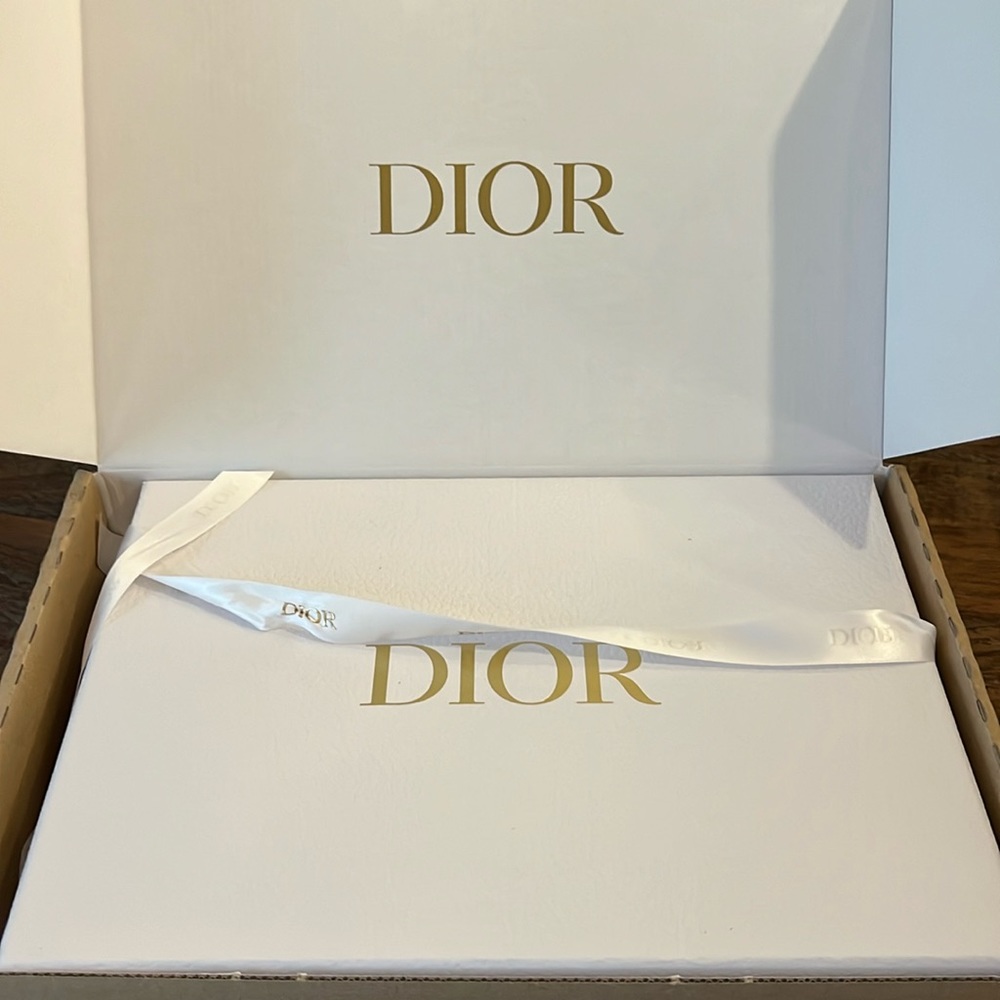 Dior cosmetic pouch